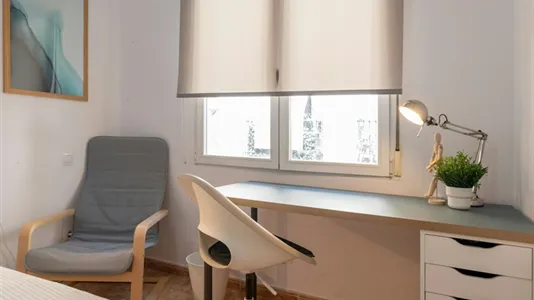 Rooms in Madrid Centro - photo 5