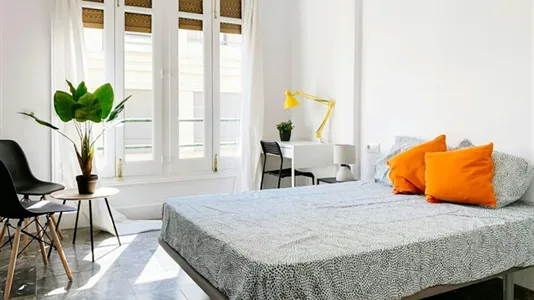 Rooms in Valencia Ciutat Vella - photo 5