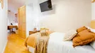 Room for rent, Madrid Chamberí, Madrid, Calle de Magallanes