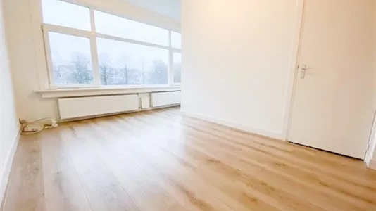 Houses in Dordrecht - photo 5