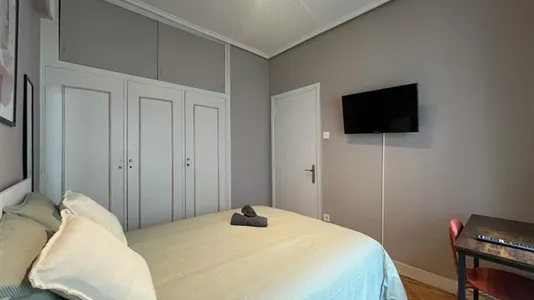 Rooms in Bilbao - photo 7