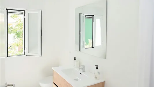 Rooms in Granada - photo 4