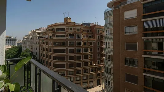 Apartments in Valencia Ciutat Vella - photo 6
