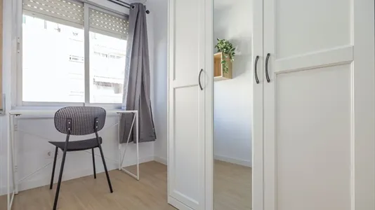 Rooms in el Camí de Vera - photo 6