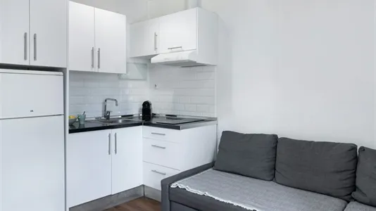 Apartments in Valencia Ciutat Vella - photo 1