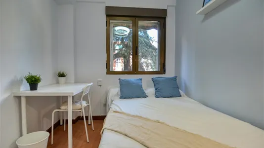 Apartments in Madrid Ciudad Lineal - photo 8