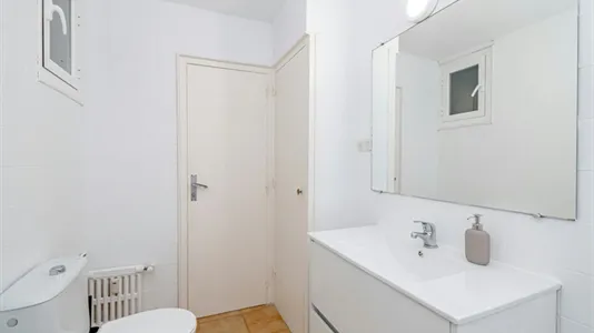 Rooms in Madrid Chamartín - photo 9