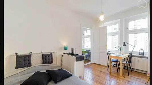 Apartments in Berlin Neukölln - photo 7