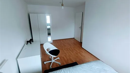 Rooms in Munich Milbertshofen-Am Hart - photo 4