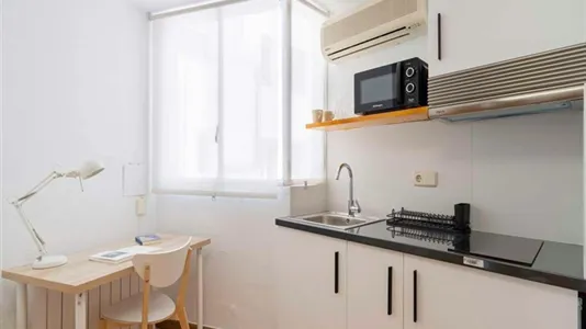 Rooms in Madrid Chamartín - photo 6