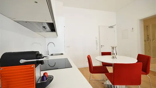 Apartments in Frankfurt Süd - photo 5