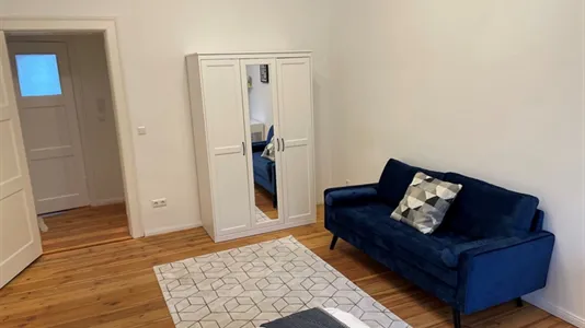 Apartments in Berlin Mitte - photo 4