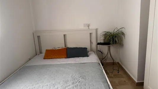 Rooms in Jaén - photo 7