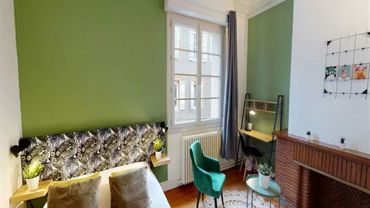 Rooms in Toulouse - photo 3