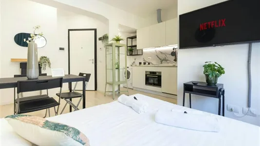 Apartments in Milano Zona 2 - Stazione Centrale, Gorla, Turro, Greco, Crescenzago - photo 8