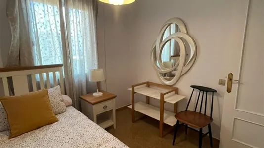 Rooms in Las Palmas de Gran Canaria - photo 4