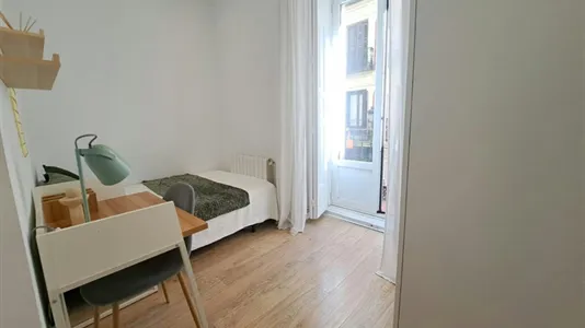Rooms in Madrid Centro - photo 5