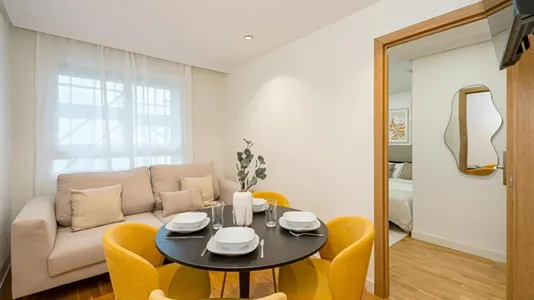 Rooms in Madrid Chamartín - photo 7