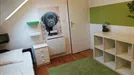 Room for rent, Argenteuil, Île-de-France, &lt;span class=&quot;blurred street&quot; onclick=&quot;ProcessAdRequest(8924475)&quot;&gt;&lt;span class=&quot;hint&quot;&gt;See streetname&lt;/span&gt;[xxxxxxxxxxxxx]&lt;/span&gt;