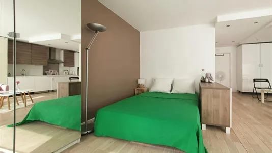 Apartments in Nanterre - photo 8