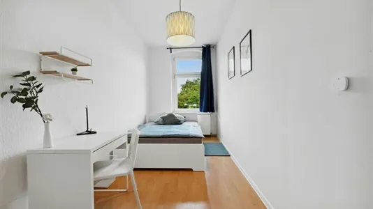Rooms in Berlin Treptow-Köpenick - photo 3