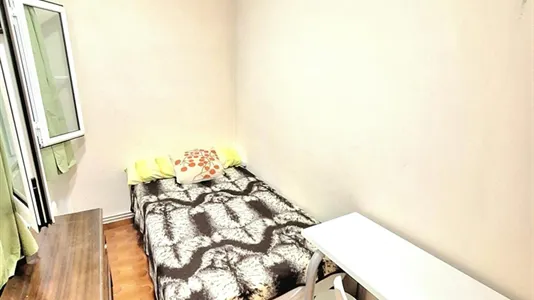 Rooms in Barcelona Sants-Montjuïc - photo 8