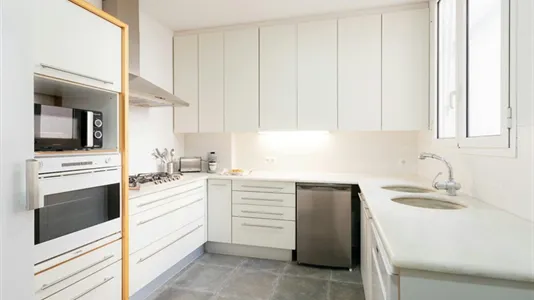 Rooms in Valencia L'Eixample - photo 10