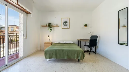 Rooms in Granada - photo 4