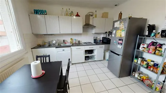 Rooms in Clermont-Ferrand - photo 7