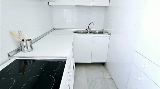 Rooms in El Fontanal - photo 7