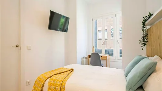 Rooms in Madrid Chamberí - photo 10