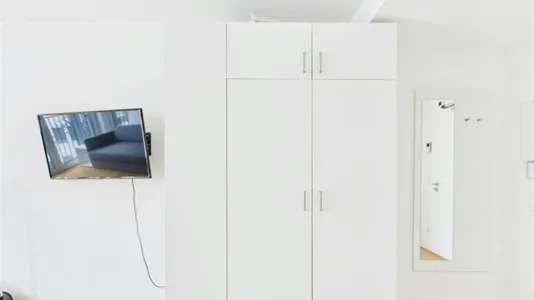 Apartments in Berlin Charlottenburg-Wilmersdorf - photo 3