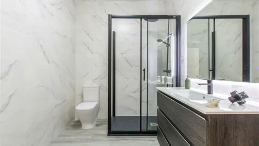 Rooms in Madrid Centro - photo 4