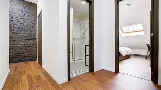 Rooms in Charleroi - photo 5