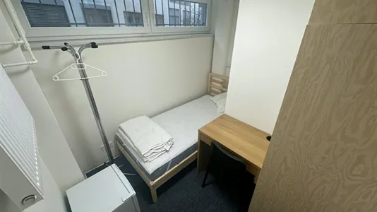 Rooms in Besnica - photo 1