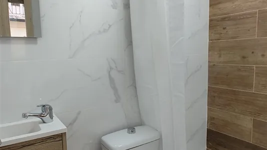 Rooms in Madrid Centro - photo 5