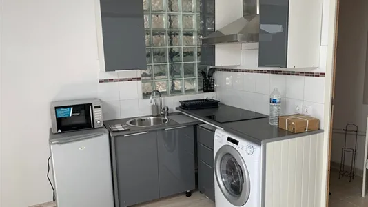 Apartments in Lyon - photo 5