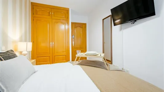 Rooms in Madrid Chamberí - photo 3