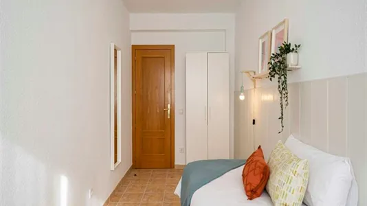 Rooms in Madrid Tetuán - photo 10