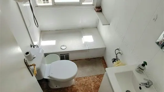 Rooms in Barcelona Sant Martí - photo 10