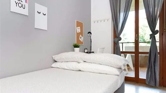 Rooms in Milano Zona 5 - Vigentino, Chiaravalle, Gratosoglio - photo 2