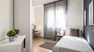 Room for rent, Padua, Veneto, &lt;span class=&quot;blurred street&quot; onclick=&quot;ProcessAdRequest(7737091)&quot;&gt;&lt;span class=&quot;hint&quot;&gt;See streetname&lt;/span&gt;[xxxxxxxxxxxxx]&lt;/span&gt;