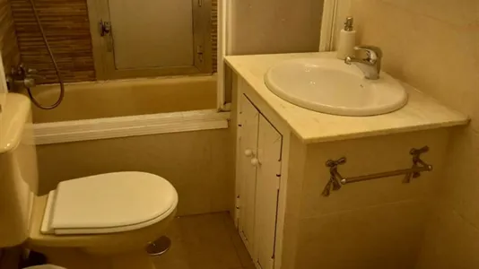 Rooms in Madrid Centro - photo 10