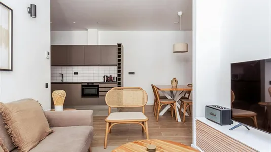 Apartments in Barcelona Ciutat Vella - photo 2