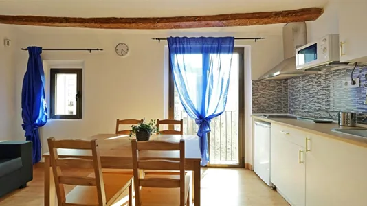 Rooms in Barcelona Ciutat Vella - photo 10