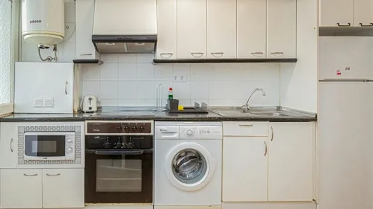 Rooms in Zaragoza - photo 8