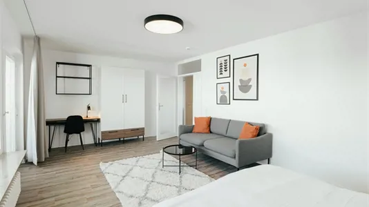 Apartments in Berlin Charlottenburg-Wilmersdorf - photo 3