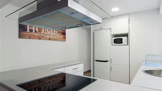 Rooms in el Camí de Vera - photo 8