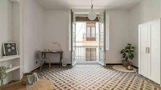 Rooms in Barcelona Ciutat Vella - photo 4