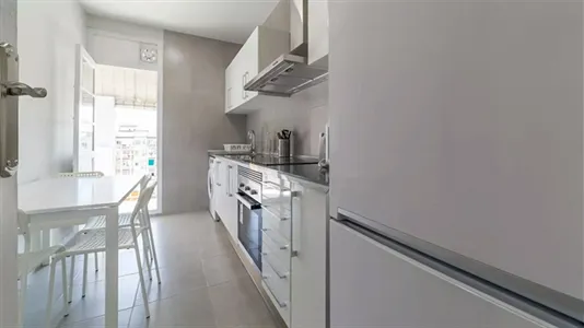 Rooms in Valencia L'Eixample - photo 4